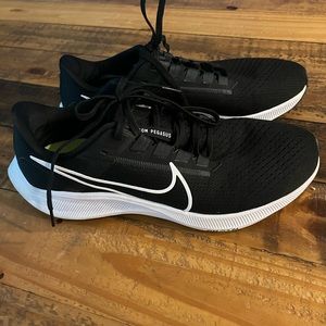 Nike Pegasus running shoes, size 10